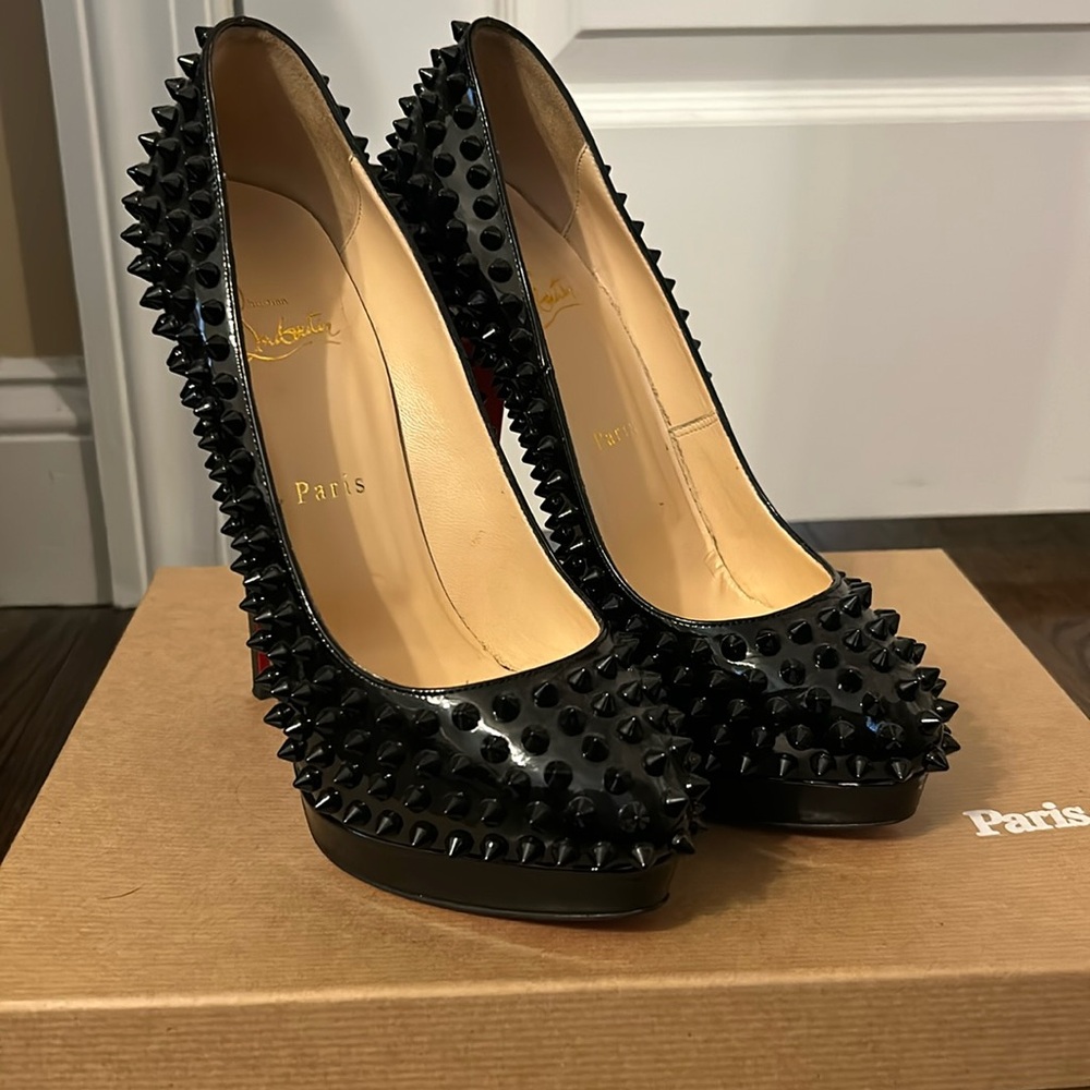 Christian Louboutin alti pump spikes 160 patent leather size 39